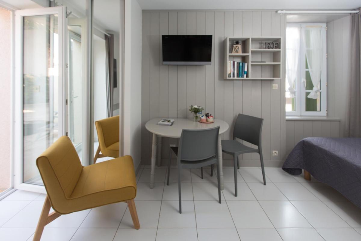 Le Clos Des Sternes Apartment *